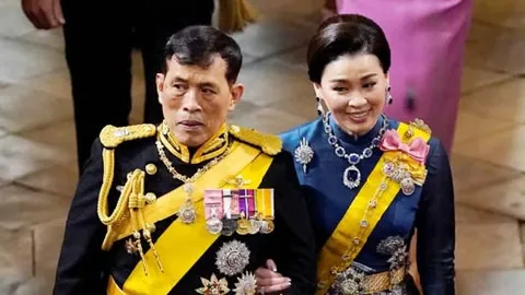 King Vajiralongkorn and Queen Suthida, at the coronation of the U.K.'s King Charles III and Queen Camilla at Westminster Abbey, London, in 2023. © Reuters
